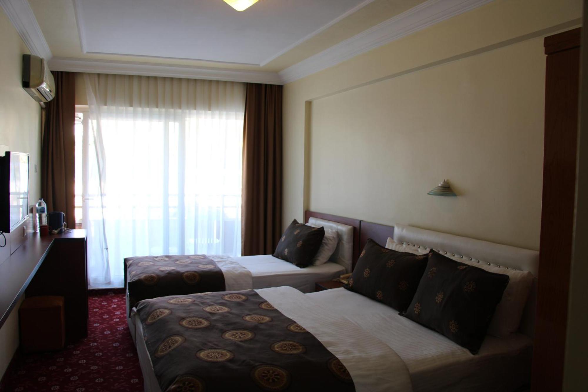 Club Didyma Hotel Дидим Екстериор снимка
